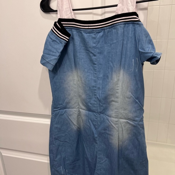 Blue Dress with Pink Perfume Bottle Design - Picture 2 of 2